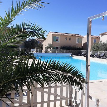Ferienwohnung Sous Le Soleil Des Alpilles Mouries Exterior foto