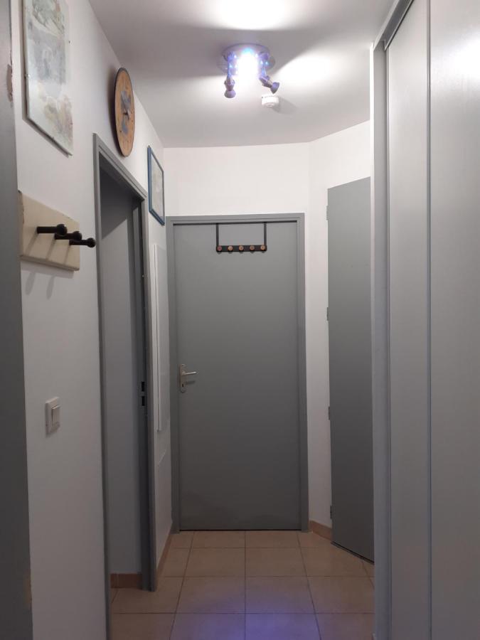 Ferienwohnung Sous Le Soleil Des Alpilles Mouries Exterior foto