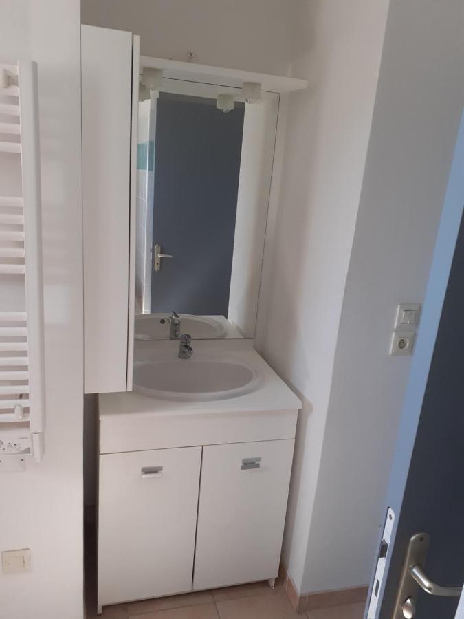 Ferienwohnung Sous Le Soleil Des Alpilles Mouries Exterior foto